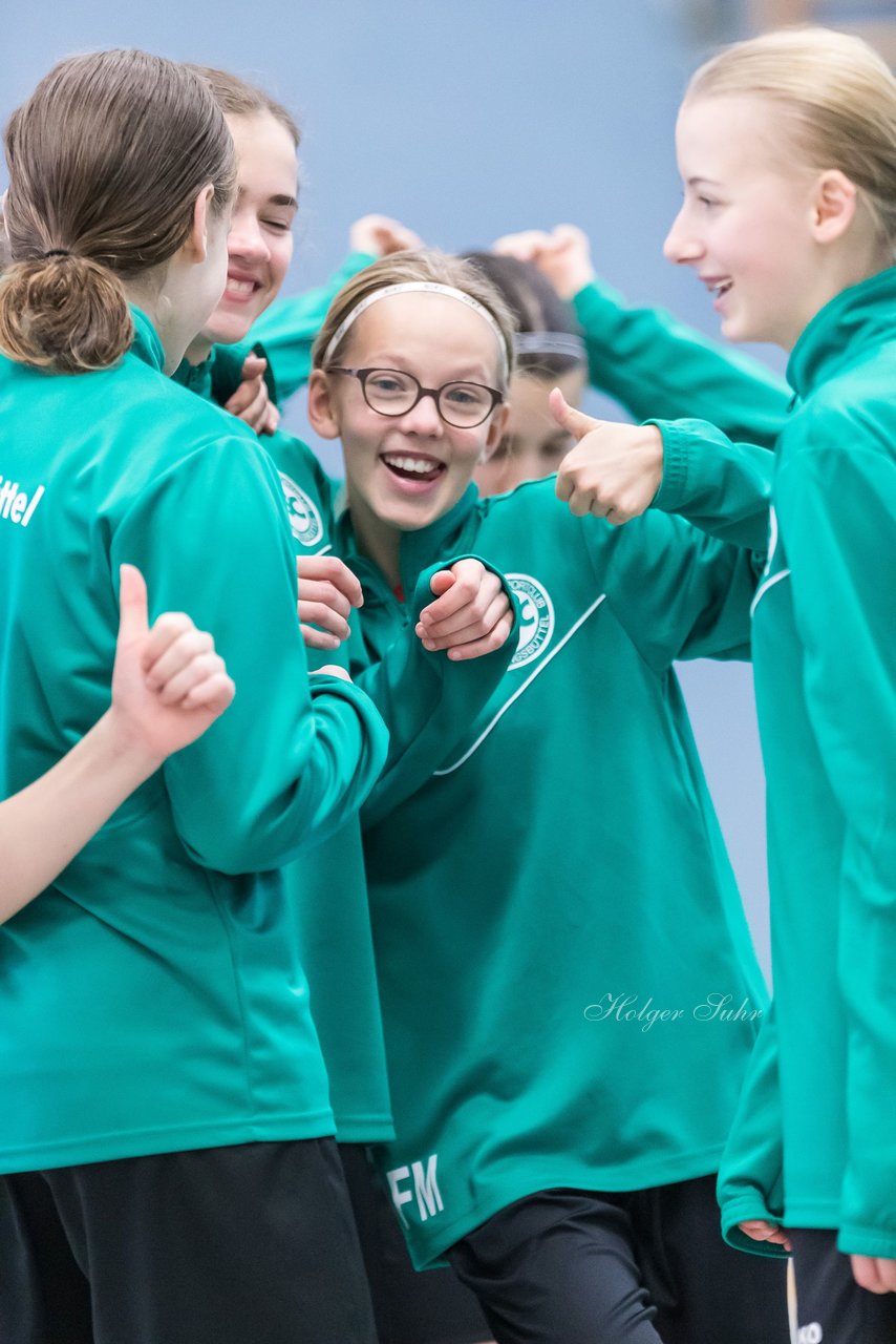 Bild 150 - wCJ Futsalmeisterschaft Runde 1